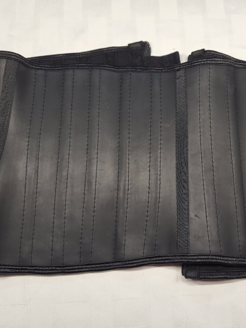 Atbuty Women's Corset/Waist Trainer, Black, Multi Size - Like New